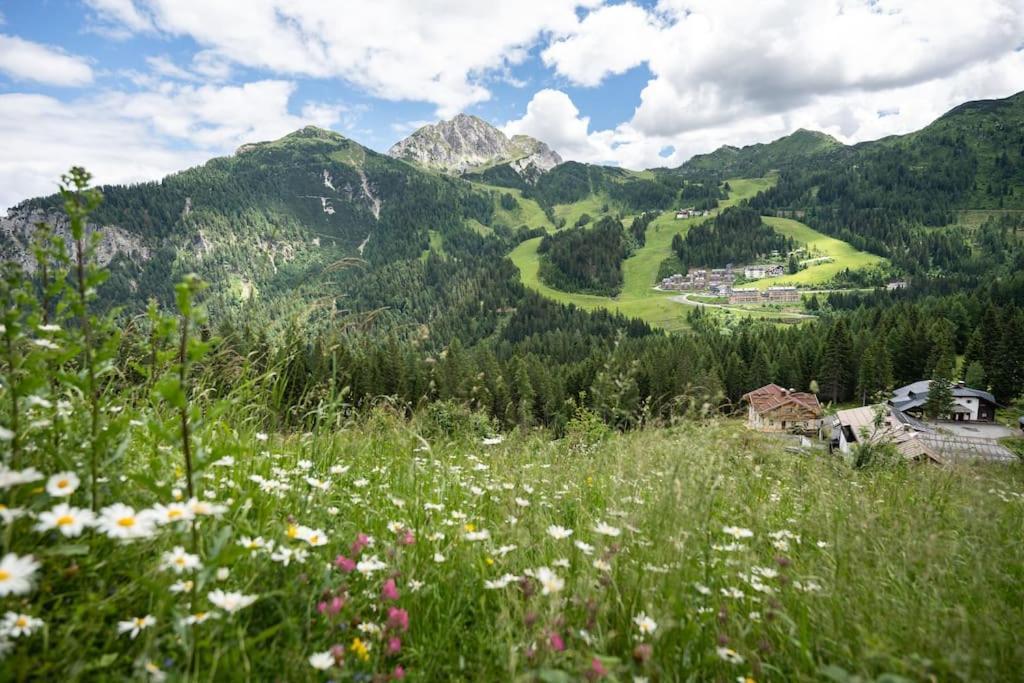 Gemuetliche Huette In Den Bergen Villa Sonnenalpe Nassfeld Bagian luar foto