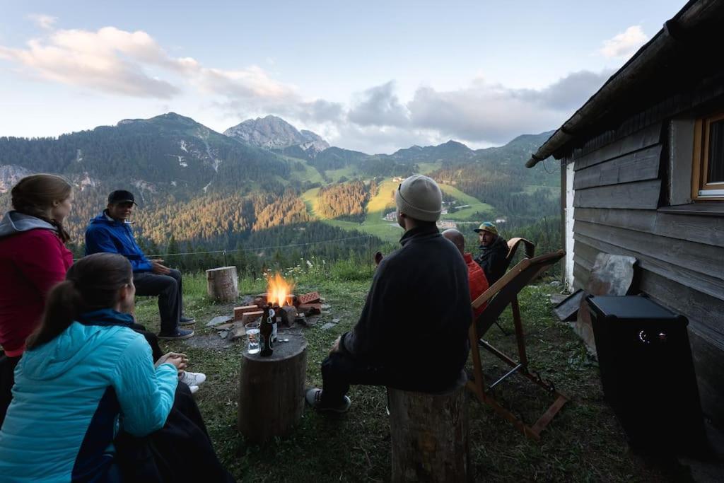 Gemuetliche Huette In Den Bergen Villa Sonnenalpe Nassfeld Bagian luar foto
